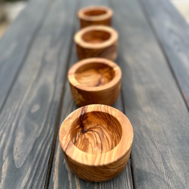 Handcrafted Olive Wood Snack Bowl – Rustic Mediterranean Serving Dish