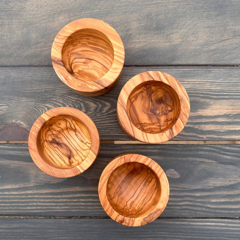 Handcrafted Olive Wood Snack Bowl – Rustic Mediterranean Serving Dish