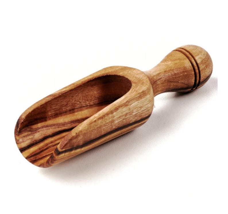 Handmade mini spice scoop made of olive wood (approx. 6 cm)